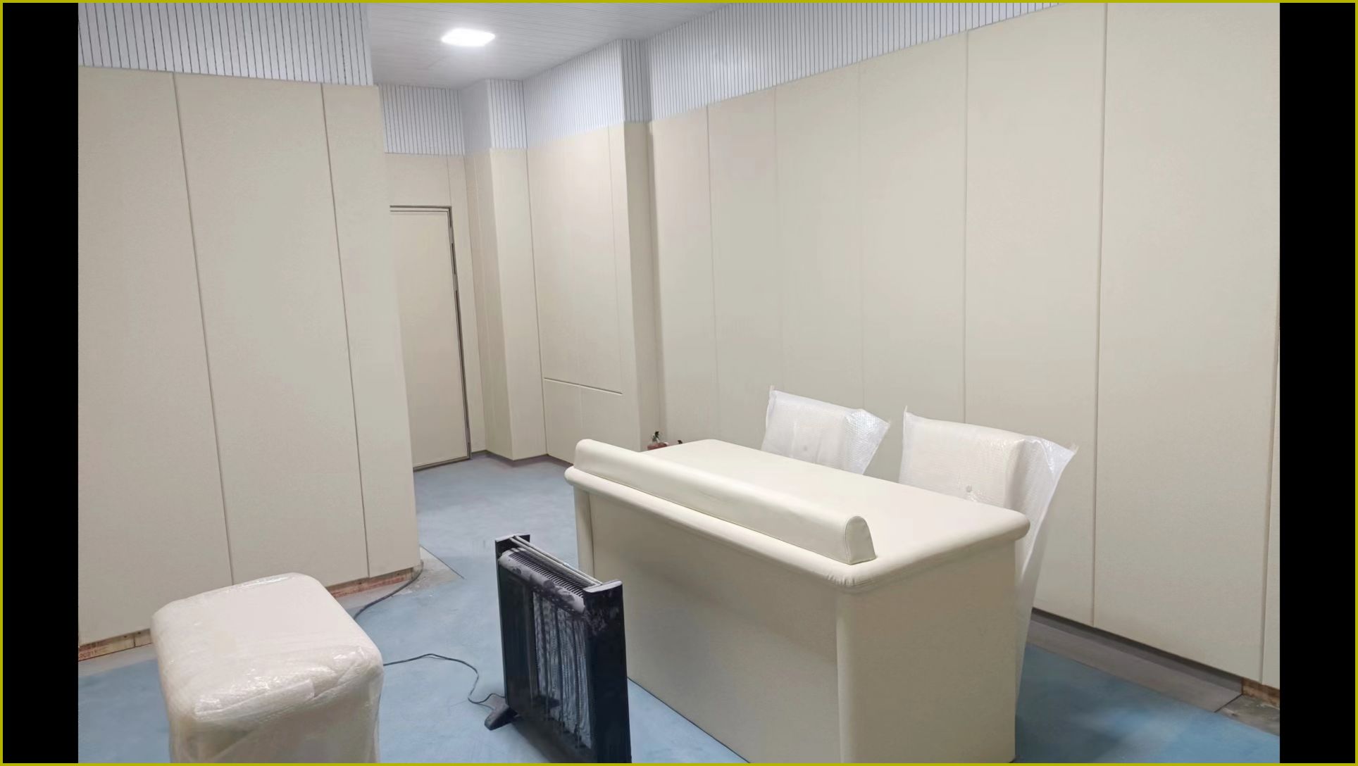 anti collision softpack sample room — acoustic panel photo